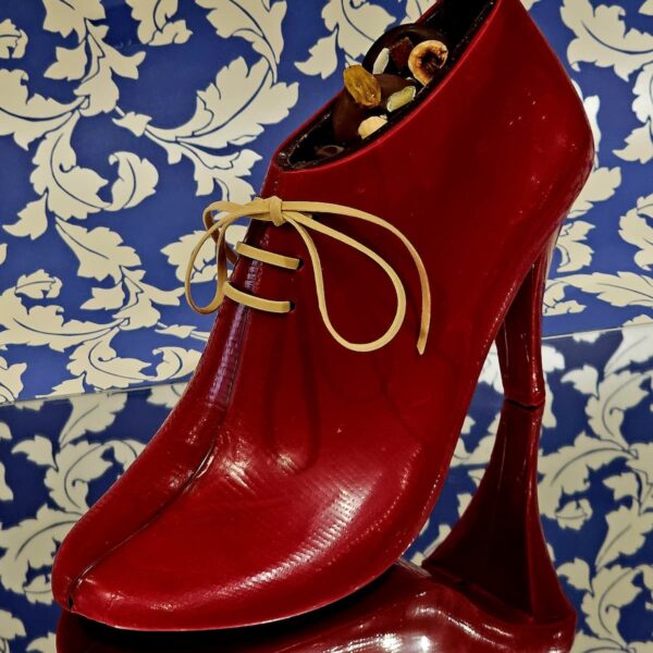 Chaussure rouge de Richelieu